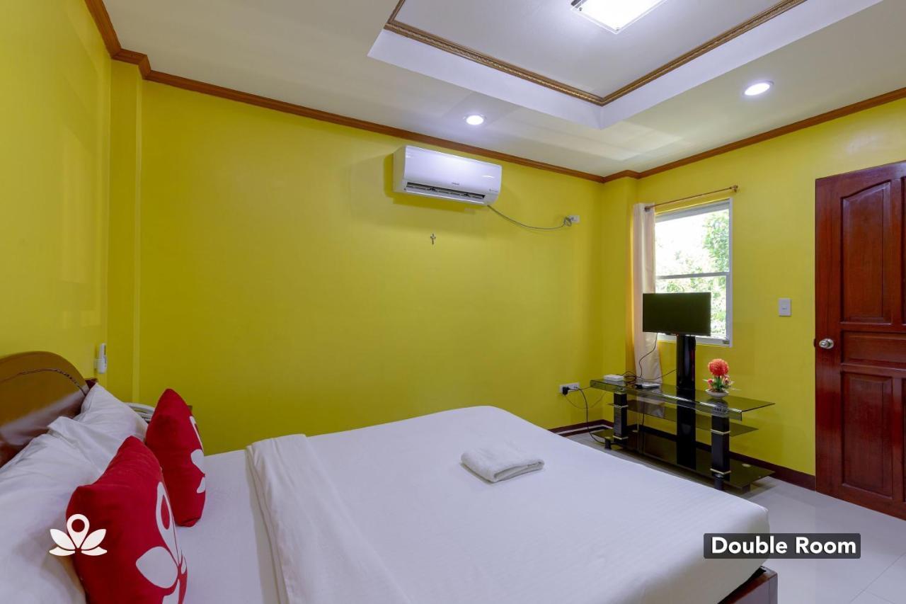 Zen Rooms Casa Venicia Катиклан Екстериор снимка